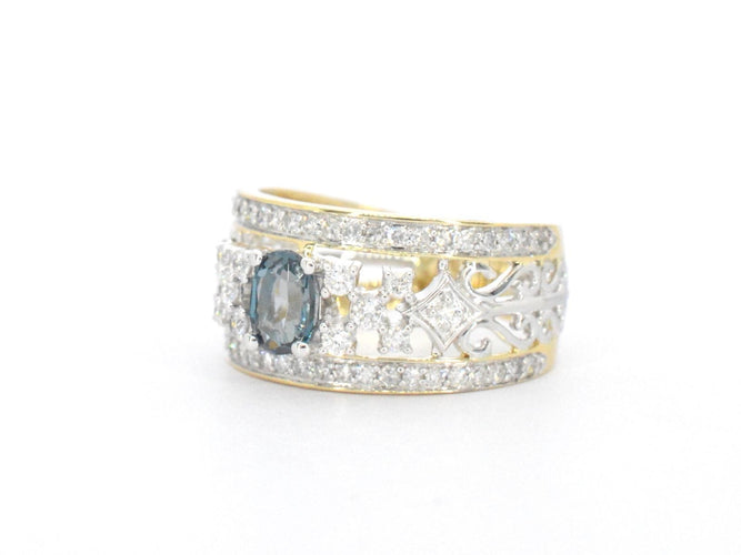 Bague 54 Bague exclusive en or sertie de diamants et d'une pierre précieuse 58 Facettes 2329