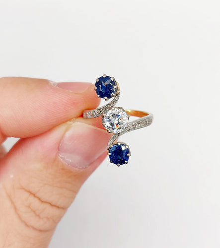 Bague 49 Bague marquise antique or 18k diamant 0,70 carats et saphirs (circa 1900) 58 Facettes A06104
