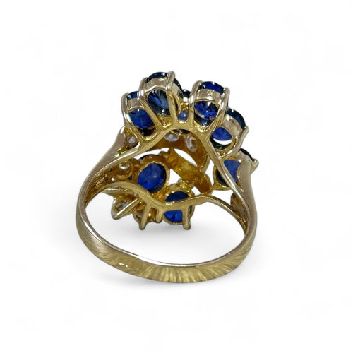 Bague 55 Bague or jaune, saphirs, diamants 58 Facettes