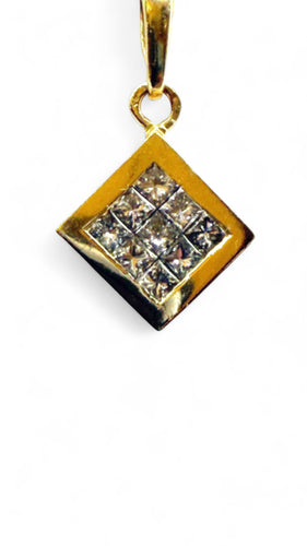 Collier Chaîne et pendentif en or jaune et diamants princesses 58 Facettes