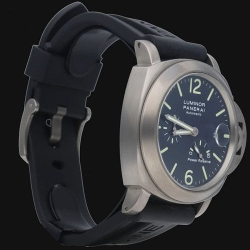 Panerai Montre Luminor Power Reserve