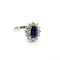 Bague 61 Anello en or blanc avec saphir central et diamants 58 Facettes