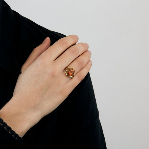 Bague Bague en or jaune et pierre de synthèse orange 58 Facettes 240179