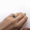 Bague Bague marguerite ornée d'un Saphir 58 Facettes