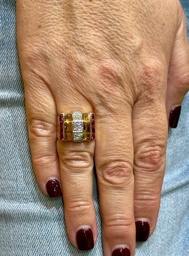 Bague 53 Bague tank en or 18 carats diamants et rubis 58 Facettes