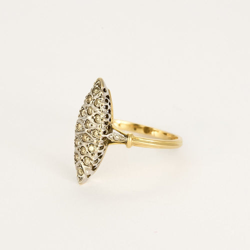 Bague marquise en or jaune et diamants