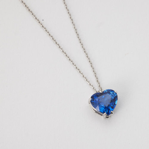 Pendentif Pendentif cœur saphir 58 Facettes