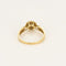 Bague en or jaune et or blanc à motif de fleur, diamants
