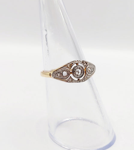 Bague 51 Bague Art Déco or jaune diamants taille rose (circa 1940) 58 Facettes A05973