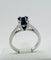 Bague Bague en or avec un saphir central 58 Facettes 50023
