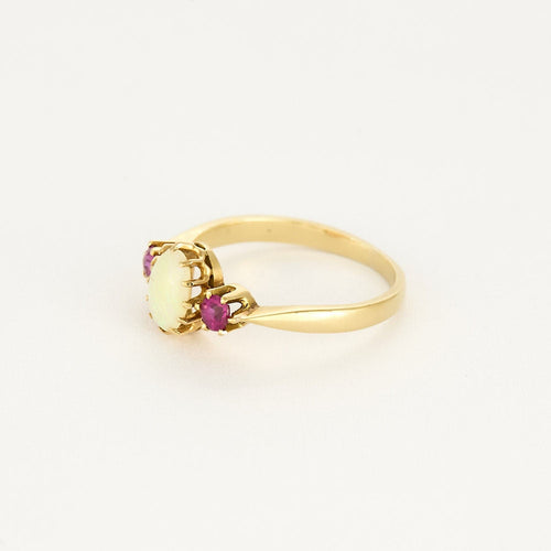 Bague 51,5 Bague en or jaune, opale et rubis de synthèse 58 Facettes SQU3784X6