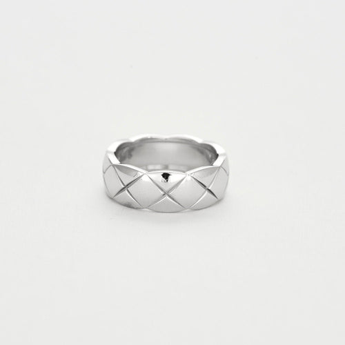 Bague 50 CHANEL - Bague Coco Crush or blanc diamants 58 Facettes 113