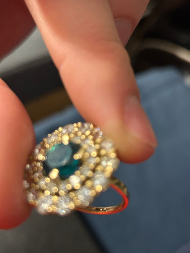 Bague or jaune émeraude 3cts et diamants 4cts