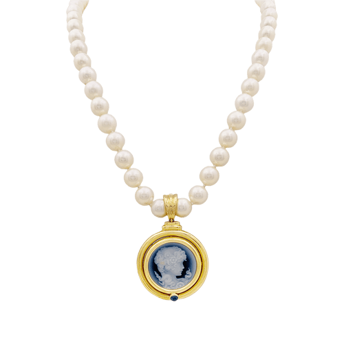 Collier Collier or jaune, perles de culture, camée onyx. 58 Facettes 34595