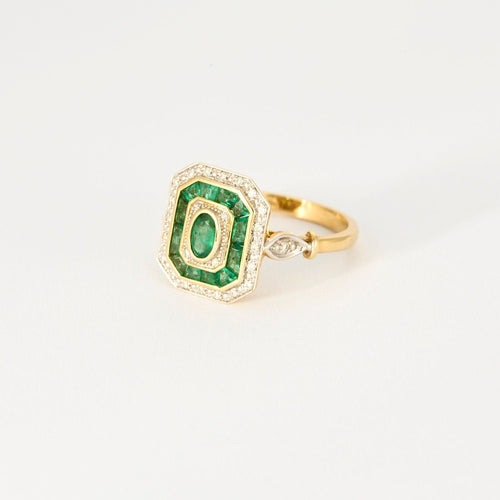Bague 54 Bague style Art Déco or jaune, diamants et émeraudes. 58 Facettes