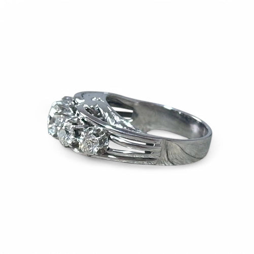Bague 56 Bague jarretière diamants or et platine 1930 58 Facettes 334