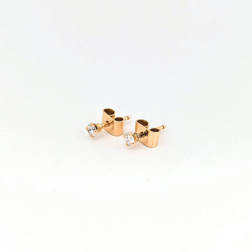 Boucles d'oreilles Puces or jaune diamants 58 Facettes 30562