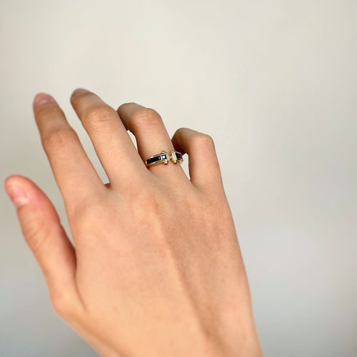 Bague 53 Bague - Or, Saphirs, Diamants & Rubis 58 Facettes 250042R
