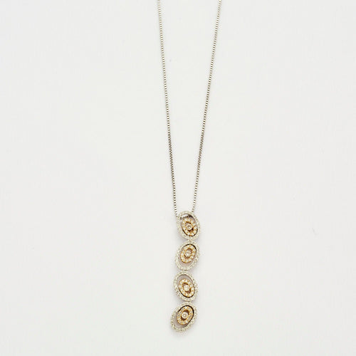 Collier Collier or blanc avec Pendentif composé de quatre motifs circulaires 58 Facettes 2650