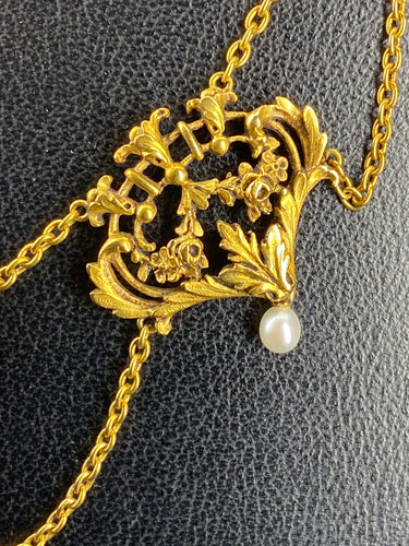 Collier Collier draperie en or 18 carats et perles, travail français vers 1880 58 Facettes AB37