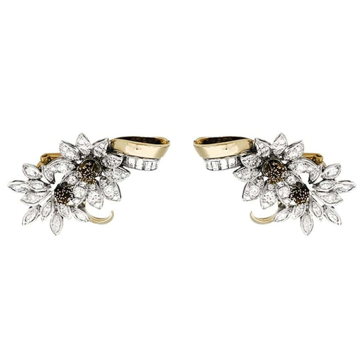 Boucles d'oreilles Boucles d'oreilles, "Edelweiss", en or jaune, platine et diamants. 58 Facettes 29984