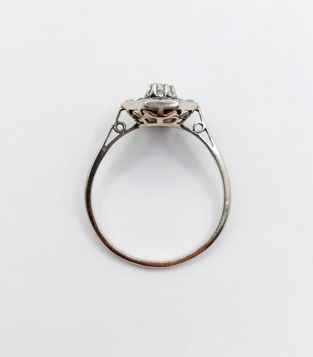 Bague 59.5 Bague marquise art deco or blanc 18k diamant et sapphires calibrés (circa 1930) 58 Facettes A05092