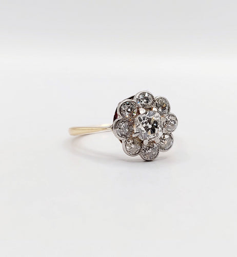 Bague 52.5 Bague marguerite antique or jaune 18k et 1,00 carats diamant taille ancienne (circa 1900) 58 Facettes A05938