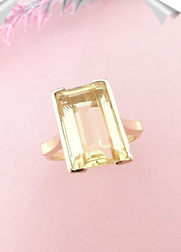 Bague 59.5 Bague Citrine rectangulaire à pans coupés Or Jaune 18 K 58 Facettes AA 1578