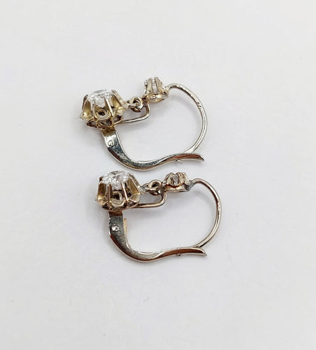 Boucles d'oreilles Dormeuses Art Déco or blanc, diamants taille brillants 58 Facettes A05861
