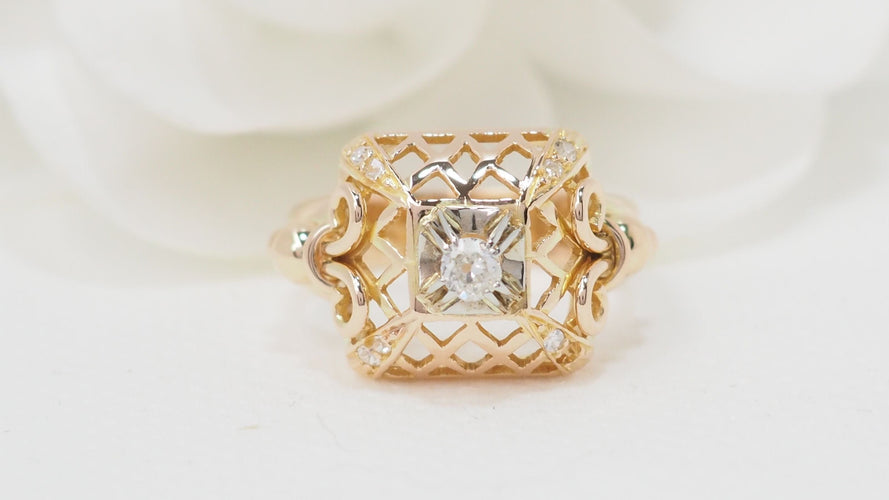 Bague 54 Bague ajourée en or jaune et diamants 58 Facettes 32422