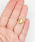 Bague 52.5 Bague vintage or jaune, camée sur coquille 58 Facettes A06091