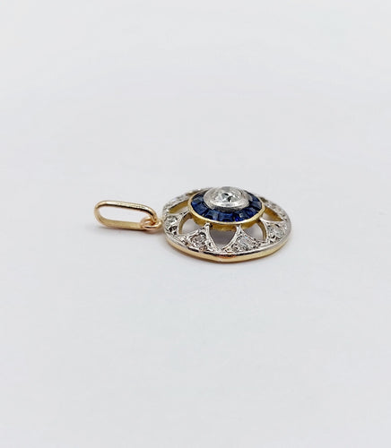Pendentif Pendentif art deco or 18k diamant taille ancienne et saphirs calibrés (circa 1920) 58 Facettes A05715