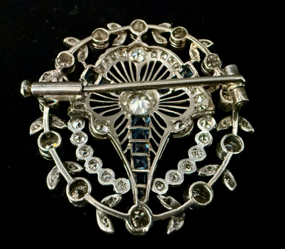 Pendentif Broche/Pendentif Art Déco en platine serti de 2,80 carats de diamants et saphirs 58 Facettes