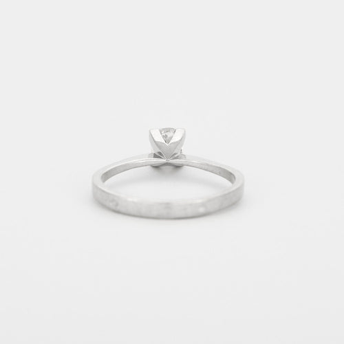 Bague 57 Bague solitaire or gris ornée d'un diamant 58 Facettes 177-1