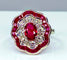 Bague 51 Bague marguerite en or blanc 18 carats en rubis et diamants 58 Facettes AB215