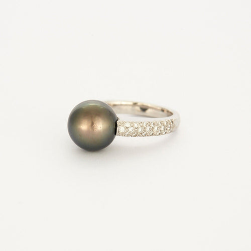 52 Bague or blanc perle de Tahiti avec diamants 58 Facettes 519160
