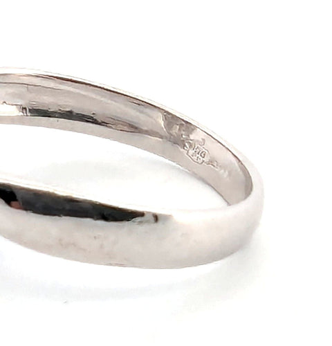 Bague 52 Bague en platine avec saphir central et diamants 58 Facettes