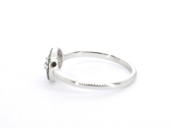 Bague Bague en or blanc avec diamants et émeraude 58 Facettes 2313
