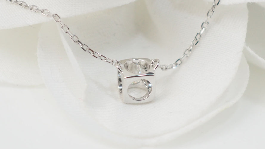 Collier DIHN VAN - Collier Le Cube diamant en or blanc 58 Facettes 32661