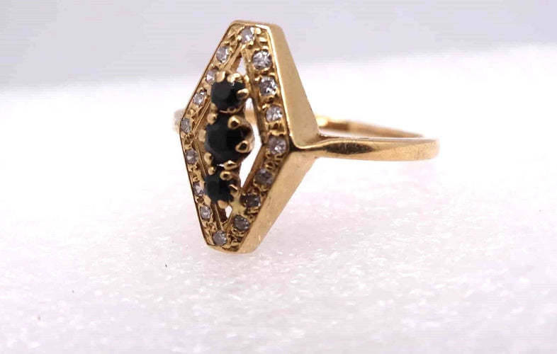 Bague en or, diamants et saphirs
