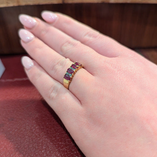 Bague 58 Bague en or jaune rubis et diamants 58 Facettes 31234