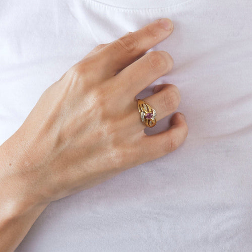 Bague Bague or jaune rubis diamant 58 Facettes LP650/10
