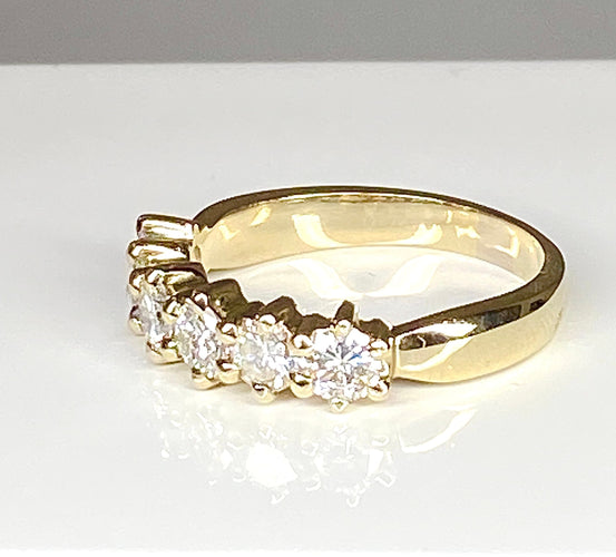 Bague 52 Demi alliance or jaune 6 diamants 58 Facettes AB342