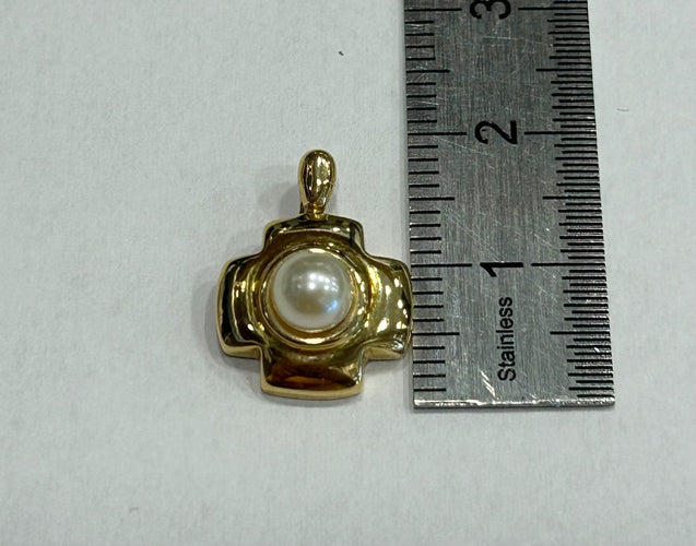Pendentif Pendentif or perle de culture 58 Facettes LP583/3