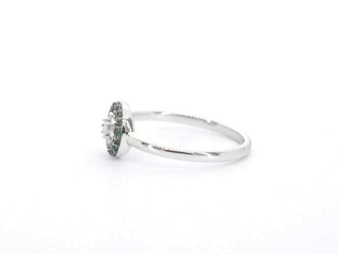 Bague Bague en or blanc avec diamants et émeraude 58 Facettes 2313