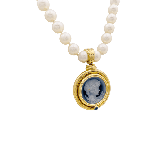 Collier Collier or jaune, perles de culture, camée onyx. 58 Facettes 34595
