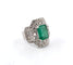 Bague 55 Bague en or blanc avec émeraude et diamants 58 Facettes
