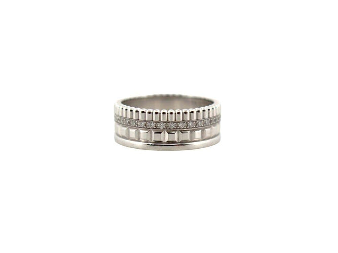 Bague 54 bague BOUCHERON quatre radiant edition pm jrg02486 54 or blanc 18k diamant 58 Facettes 266989