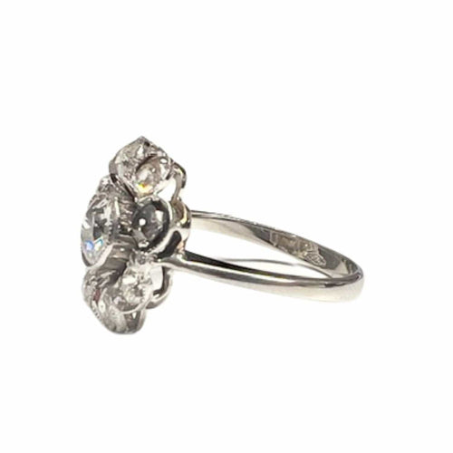 Bague BAGUE art déco en or et diamants 58 Facettes Q147B