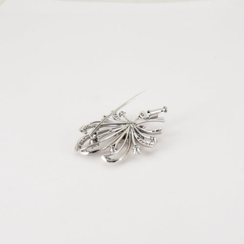 Broche Broche Fleur en Or gris & Diamants 58 Facettes ALGU16